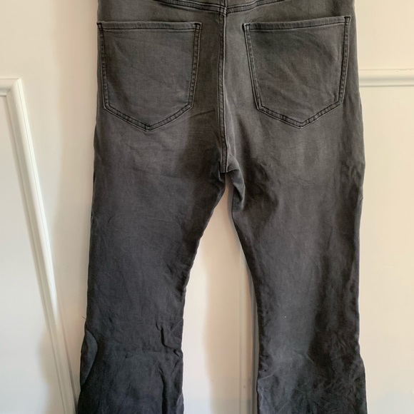 **SOLD** Express flare high rise jeans. - Picture 4 of 4